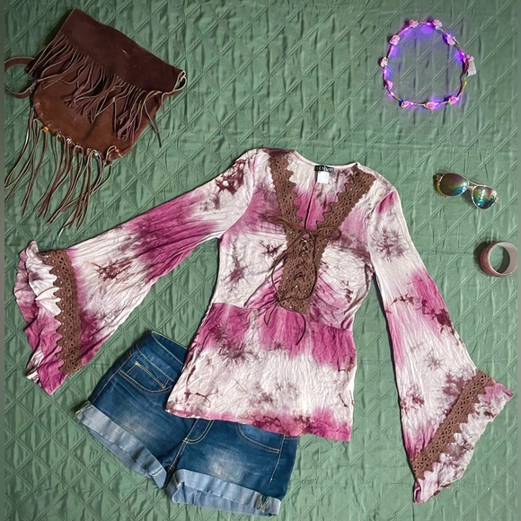 VENUS Tie-Dye Lace-Up Fantasy Top, size Small, NWOT - Picture 2 of 8